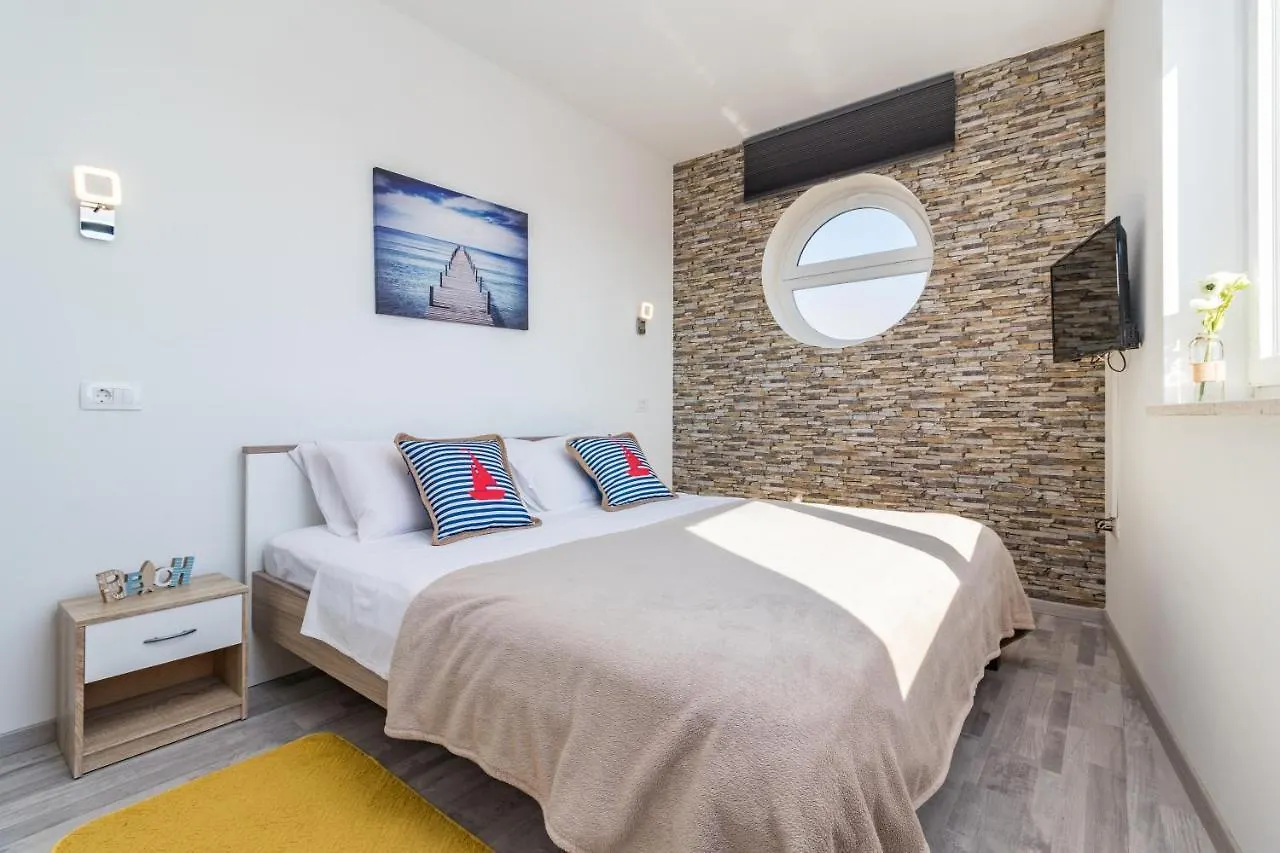 Villa Cindric ميدولين شقة