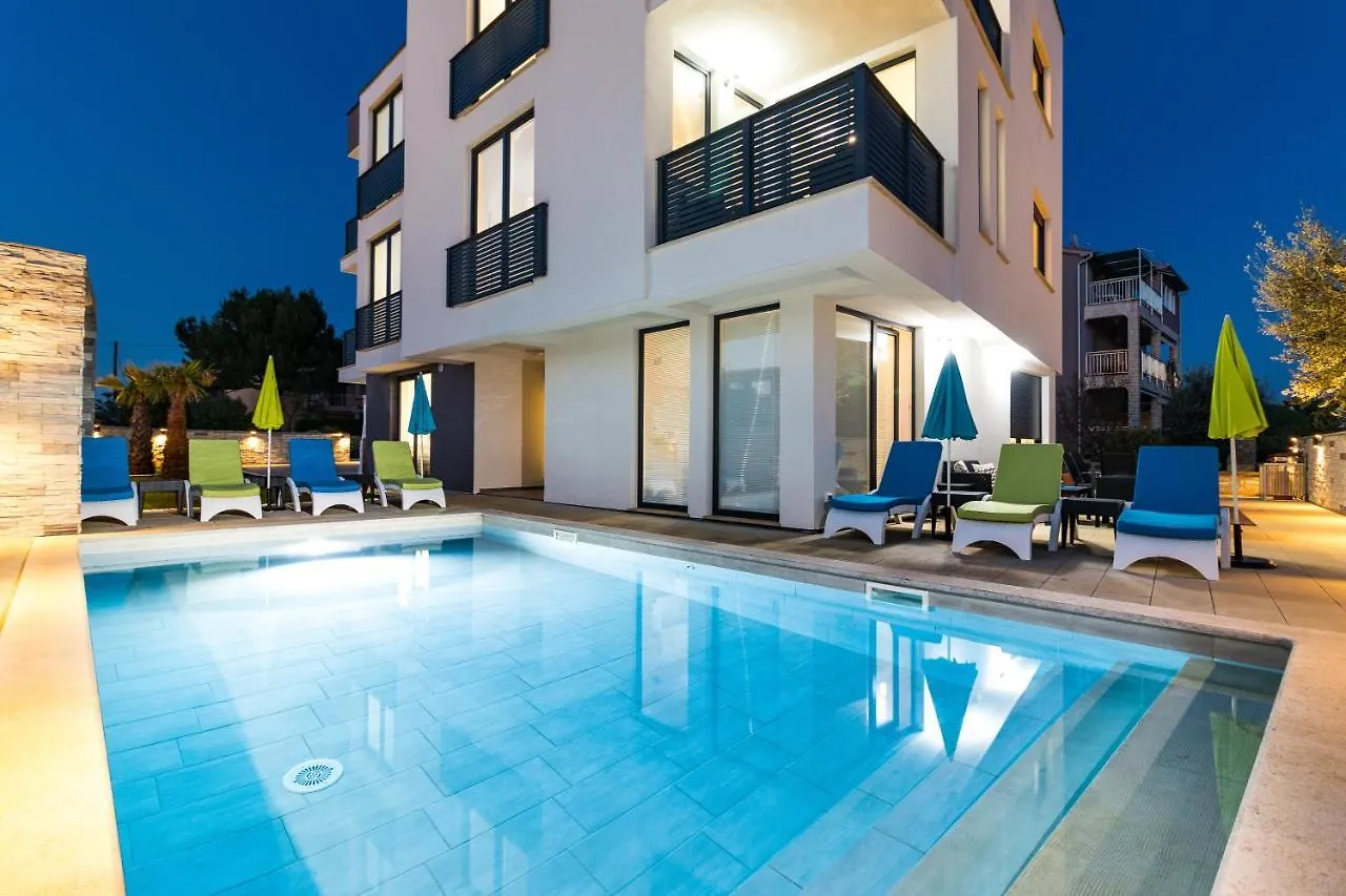 Villa Cindric ميدولين شقة