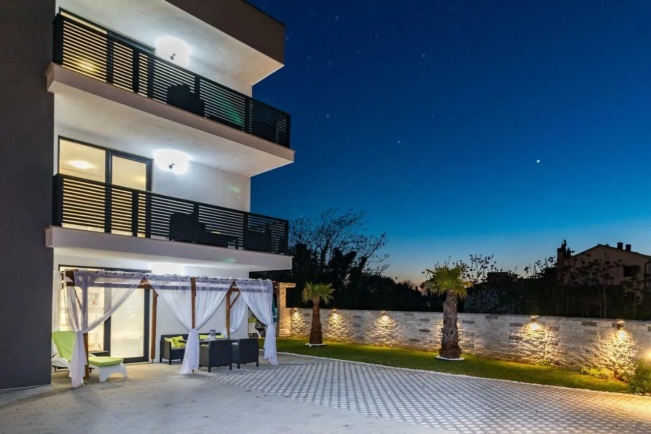 Villa Cindric ميدولين