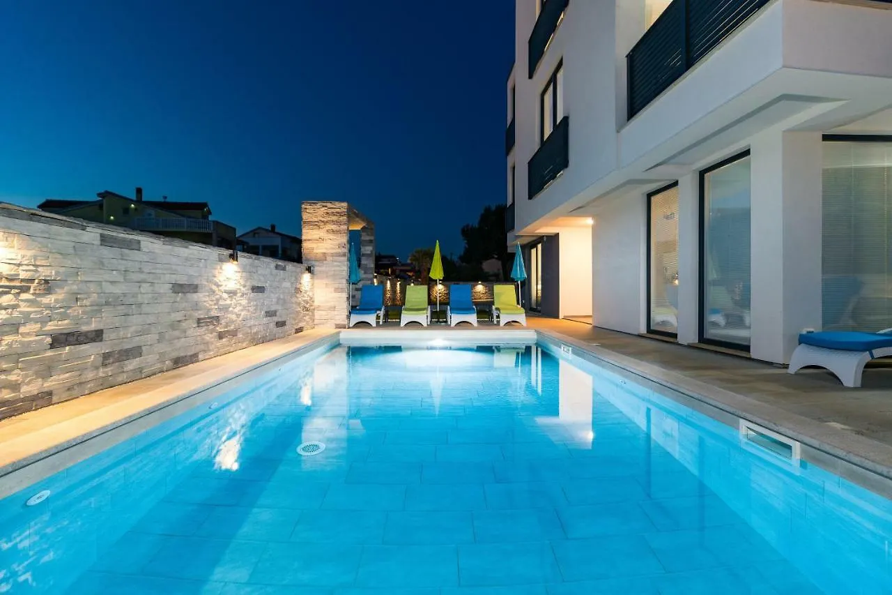 Villa Cindric ميدولين شقة
